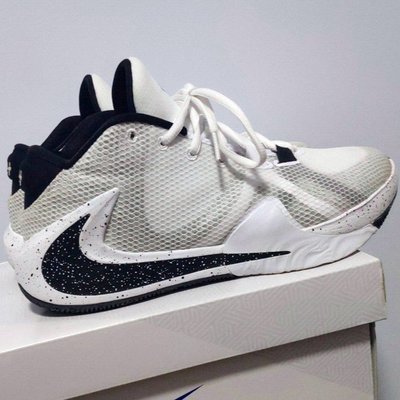 【正品】Nike Zoom Freak 1 EP 字母哥 白色 運動 籃球 BQ5423-101潮鞋
