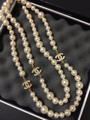Chanel 金色水鑽 雙c logo 珍珠 項鍊 長鍊