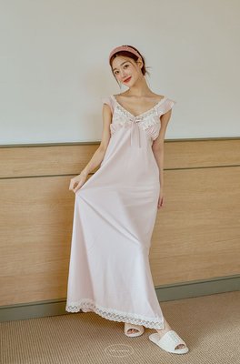 韓國連線 | 正韓 OPS 浪漫性感蕾絲Ｖ連身洋裝睡衣 居家服 F | 預購
