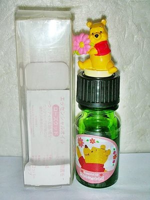 T.(企業寶寶玩偶娃娃)全新附盒少見日本製小熊維尼(pooh)公仔造型香水瓶擺飾!!--值得收藏!