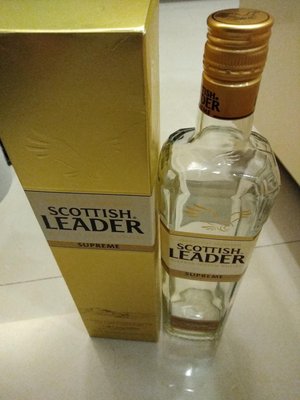 仕高利達金牌蘇格蘭威士忌“空酒瓶”700ml