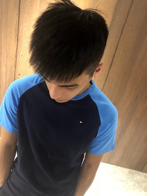 美國百分百【Tommy Hilfiger】 T恤 TH 男衣 T-shirt 短袖 短T 素面 深藍色 S號 J226