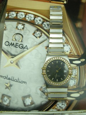 Omega 亞米茄/  星座系列 18K金鋼/ 原鑲滿天星鑽錶 非常美