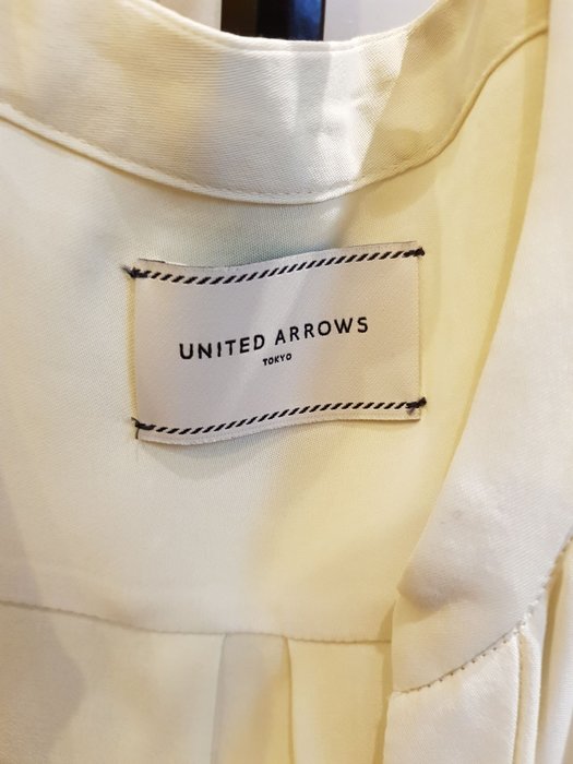 United Arrows 淺黃色襯衫 Yahoo奇摩拍賣