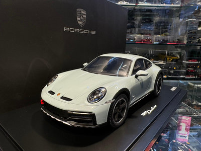 吉華@ 1/18 原廠 Porsche 911 Dakar Type 992 2023 Shade