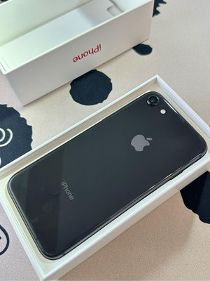 （貳）蘋果二手 iPhone8 黑 太空灰  64G 功能正常 指紋正常 外觀9成新 面交自取