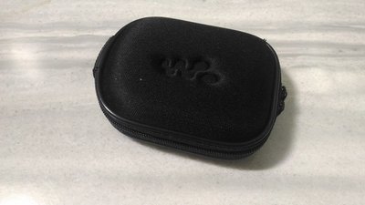 索尼 SONY WalkMan W壓花 硬殼耳機收納包 耳機收納袋 耳機盒 耳機包 耳機袋 零錢包 保護盒
