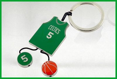 NBA正品 KG Garnett 賈奈特 塞爾提克隊 5號 全鈦鋼材質 雙面 球衣 鑰匙圈 吊飾~ KOBE、LBJ 款