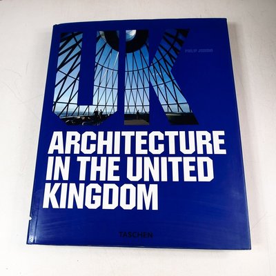 【考試院二手書】英文書《Architecture in the United Kingdom》│七成新(31C走道)