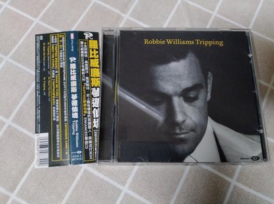 【鳳姐嚴選二手唱片】Robbie Williams / 單曲：Tripping 夢遊仙境 (側標)
