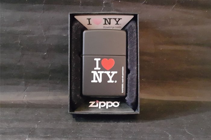 One 1 美系 Zippo I Love Ny 我愛紐約 霧黑彩印 編號 Yahoo奇摩拍賣