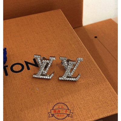 【凱莉二手】LV 新款 ICONIC 銀色 水鑽 金屬 LV 字母 針式 耳環 M00608