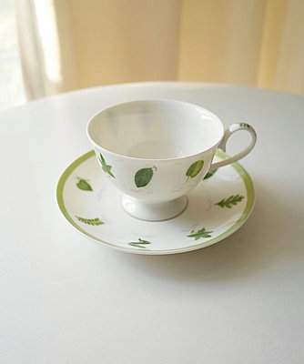 Vintage中古 NARUMI鳴海植物圖案骨瓷咖啡杯