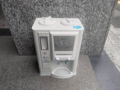 【隆發家具行】2020年！！！ JINKON 晶工牌 10.5L 一級能效 溫熱 光控 開飲機 飲水機 JD-3706 二手家電 中古家電