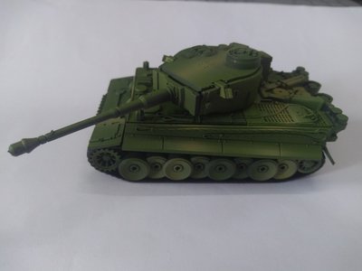 小羅玩具批發-二戰經典戰車 30 PCS 1:71 虎式重型坦克 積木模型 虎式坦克 戰車模型(6323)