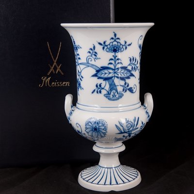 *JAZZ 棧 *盒裝德國 Meissen 麥森 手繪帶把藍洋蔥花瓶一級典藏品