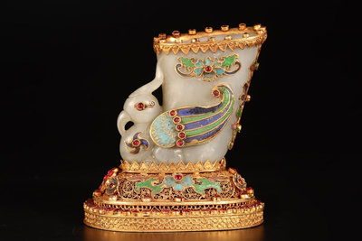 舊藏清代花絲鎏金鑲玉鳳杯  重397克  長11.5厘米 寬7.5厘米 高12厘米4125