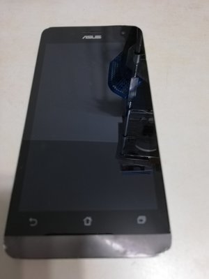 Asus Zenfone5 A500CG 型號T00F (宥)