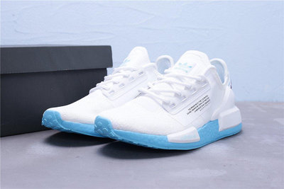 Adidas NMD_R1 V2 Boost 白藍 針織 休閒運動慢跑鞋 女鞋 FX3901【ADIDAS x NIKE】