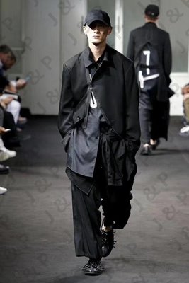 山本耀司 Yohji Yamamoto 18ss 黑色植絨燈籠九分褲
