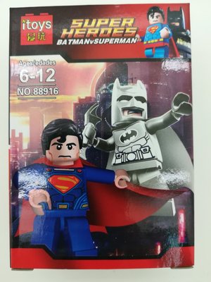 愛玩 I Toys 玩具 超級英雄 超人VS 蝙蝠俠 BatmanVSuperman 8 號