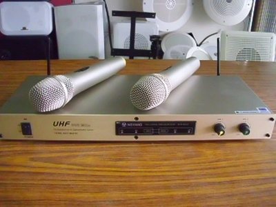 廣告車音響1組下標區 WEIYANG WYR-800U UHF 高頻無線麥克風組. 無線mic 歌唱mic (台灣製造)