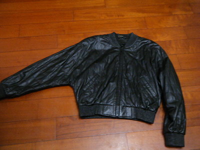 復古/ 古著 Danier Canada 加拿大品牌 黑色短版皮外套 / 防風夾克 [ size: L ]