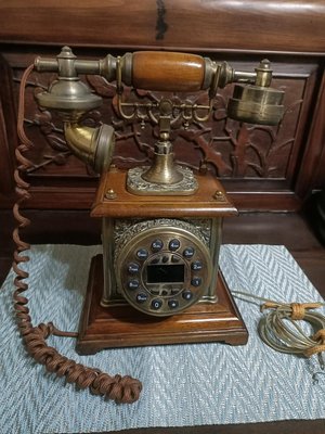復古電話 實木仿古電話 擺飾道具 金屬雕刻