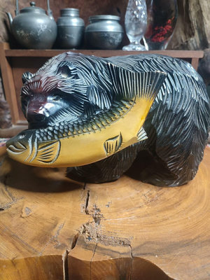 日本回流一木雕北海道熊，拍之前請仔細閱讀  中古物品 老物件