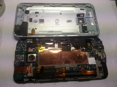 【有成通信】（電池更換）( HTC 10) M10 M10h 斷電 自動重開機 待機時間短 很快就沒電 電池膨脹