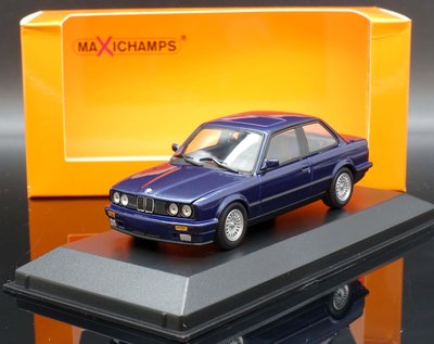 【M.A.S.H】現貨特價 Maxichamps 1/43 BMW 3 Series (E30) blue 1990