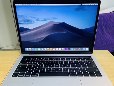 台中 2016年 特規 MacBook Pro 13吋 i7 (3.3) 16G 256SSD 英文鍵盤 銀色
