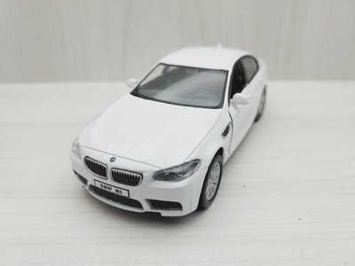 全新盒裝1:36~寶馬BMW M5 白色 合金汽車模型