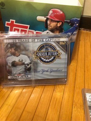 2020 Topps Update Series Derek Jeter 20 Years Of The Captain Patch