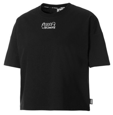 【豬豬老闆】PUMA Mr Doodle系列 黑 寬版 短版 短袖T恤 短T 女款 53065901
