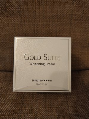 【GOLD SUITE】水波光珍珠素顏霜一瓶只要195元（保存到2027年）