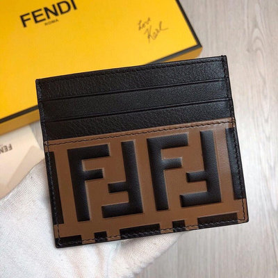 新款熱銷 FENDI 芬迪 卡包系列小怪獸眼睛立體FF拼色時尚小巧真皮小卡包男包明星大牌同款服裝包包