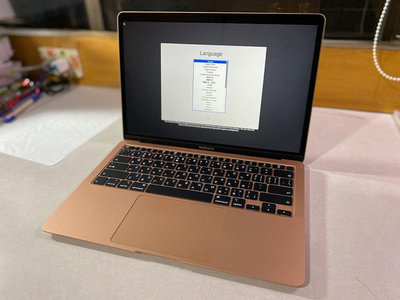台中 2019年 MacBook Air 13吋 i5 8G 256G 玫瑰金 蘋果電腦 366次 沒有盒裝