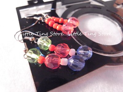Little Ting Store:歐美樣品出清(2對)玩美糖果色彩切割壓克力串珠垂吊耳針耳環插耳洞貼耳飾