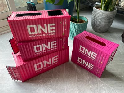 全新現貨 ONE 衛生紙 遙控器收納 模型40呎貨櫃貨櫃 集裝箱 客廳居家辦公室 筆筒 名片 粉紅色 船 禮物 海運
