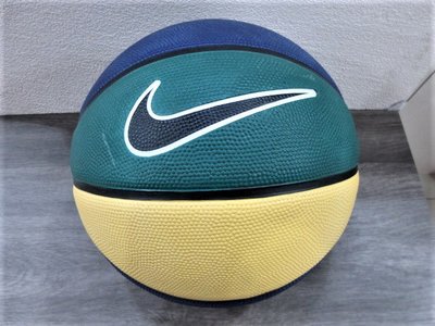 NIKE LEBRON PLAYGROUND 4P 籃球 室內 室外 黃藍綠 標準7號球