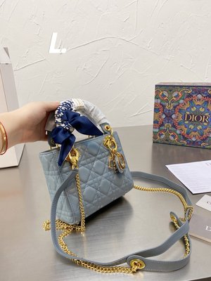 【MOMO全球購】Dior 霧霾藍三格戴妃包 迷你小方包 單肩包 百搭款斜背包7公分 配折疊禮盒