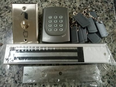 C-674 Mifare 磁力鎖套裝 MF卡機+磁力鎖+MF卡片+開門鈕+變壓器 磁力鎖 刷卡機 門禁機 IC讀卡機
