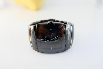 [吉宏精品交流中心]RADO 雷達 R13723709 銀鑽 黑陶瓷 35mm 石英 男錶(盒卡全)