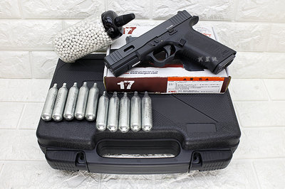 台南 武星級 KWC G17 GLOCK 手槍 CO2槍 黑 + CO2小鋼瓶 + 奶瓶 + 槍盒( 克拉克BB槍玩具槍