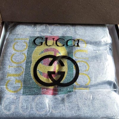 全新Gucci 紅綠大logo灰色羊毛披肩