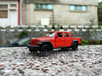 Jeep Gladiator Rubicon 吉普角鬥士 pickup 皮卡 模型車 藍哥兄弟 1:45