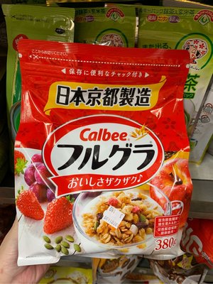 愛買JAPAN❤日本Calbee加樂比京都製水果早餐麥片 380g 現貨