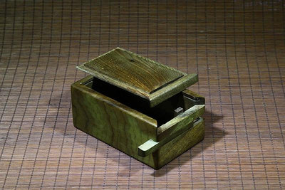 金絲楠木首飾盒子實木手工魯班盒文玩復古收納中式榫卯盒珠寶
