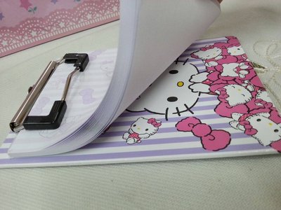 花見雜貨~海外限定全新正版kitty迷你夾板附便條紙白紫條紋款